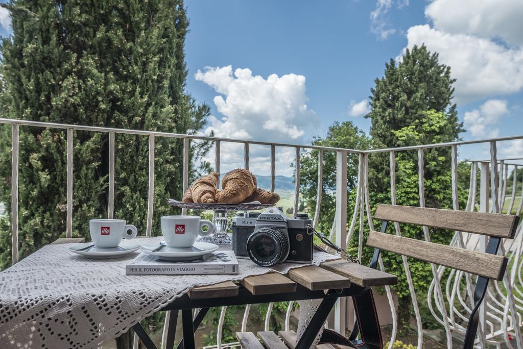 Hotel Il Cavallino Blu Volterra Exterior photo