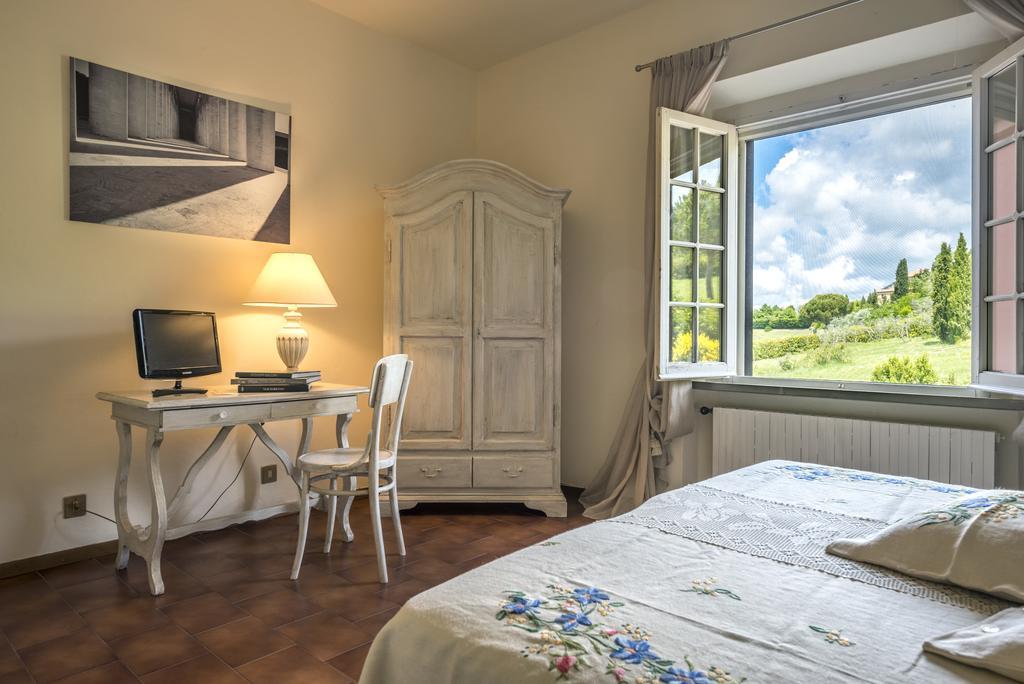Hotel Il Cavallino Blu Volterra Exterior photo