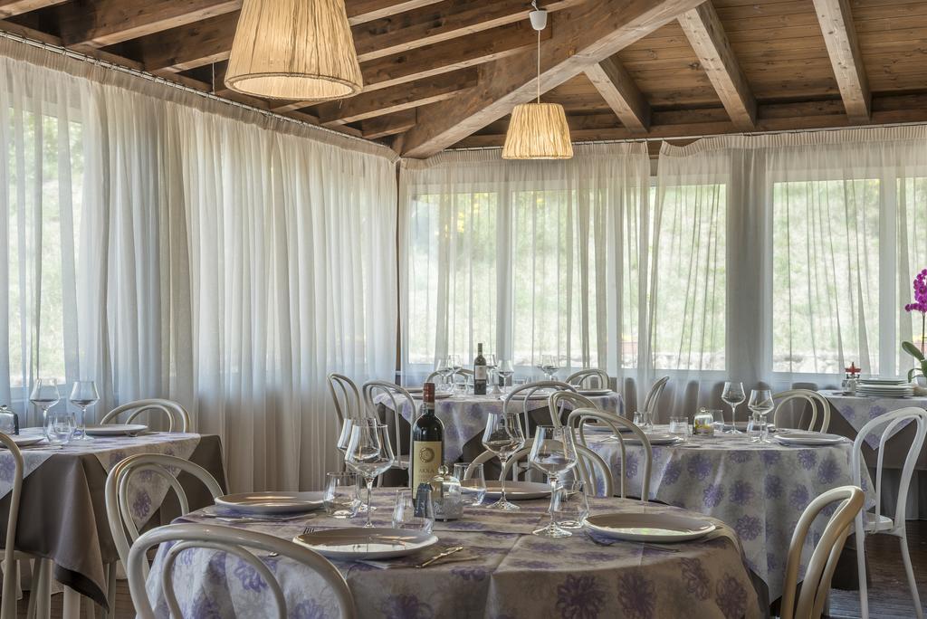 Hotel Il Cavallino Blu Volterra Exterior photo